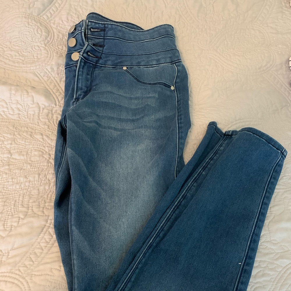 2bebe High Waisted Skinny jegging